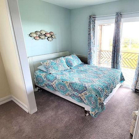 8018 Beach Rd, Semi-Oceanfront, Pool/Hot Tub ナグス・ヘッド エクステリア 写真